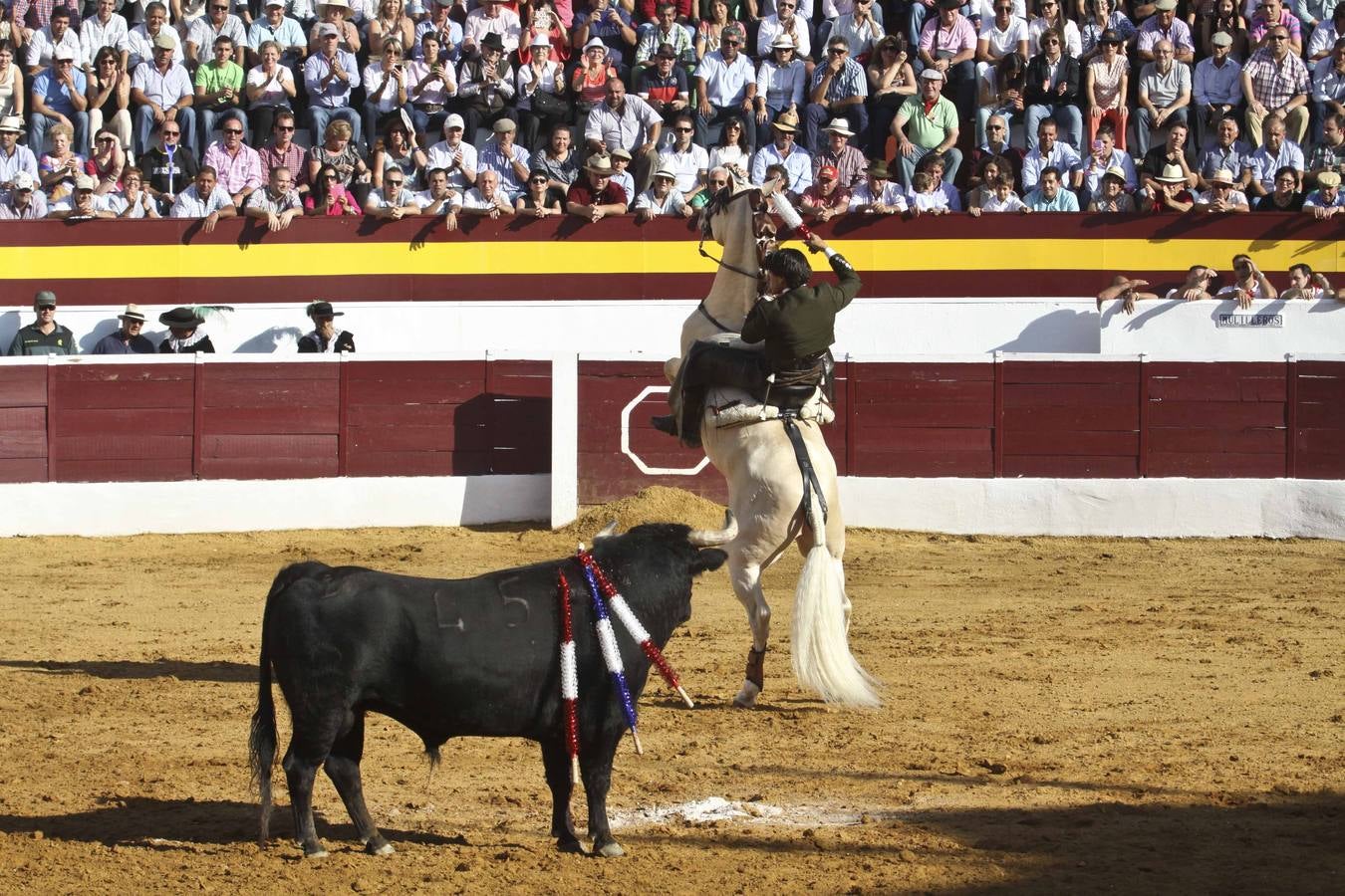 Pablo Hermoso de Mendoza, Diego Ventura y Andrés Romero entusiasman en Zafra