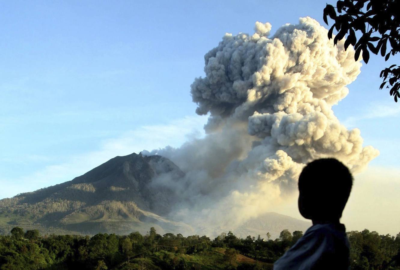 Erupción del volcán Sinabung