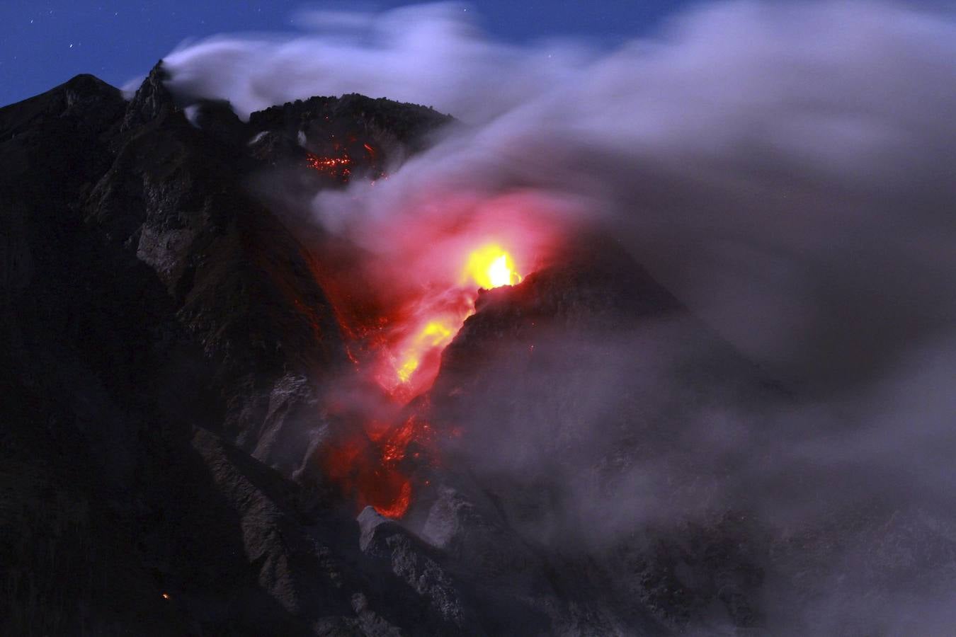 Erupción del volcán Sinabung