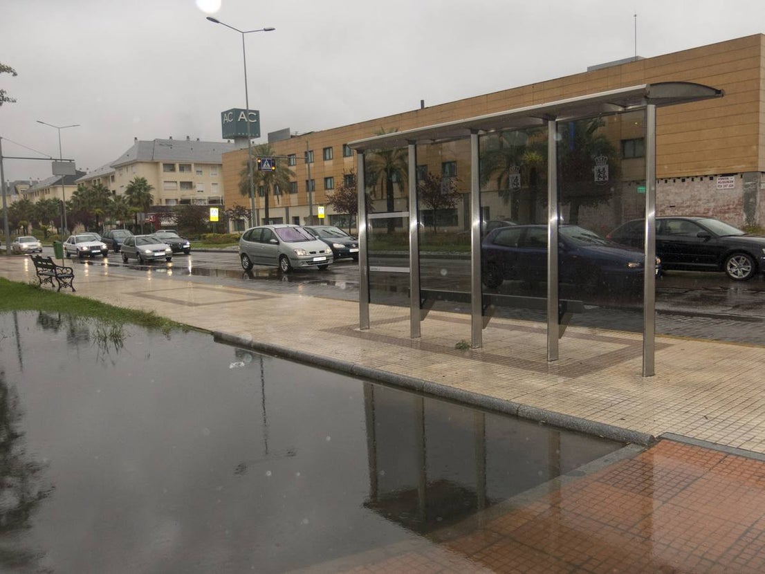 Lunes 13 de octubre: Continua la inestabilidad con fuertes lluvias en Extremadura, especialmente en la provincia de Badajoz. Foto: Pakopí