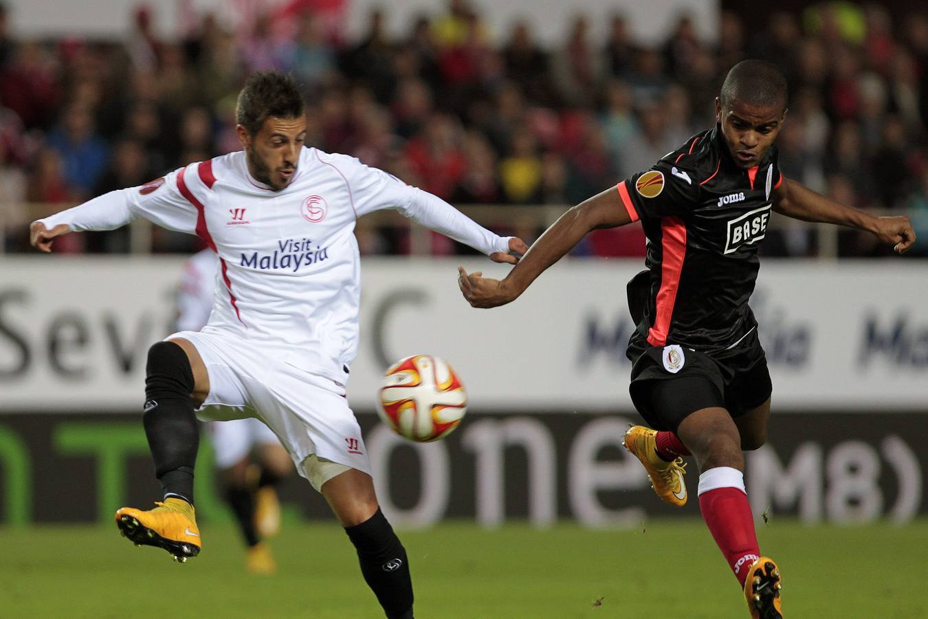 El Sevilla se quita las penas en Europa