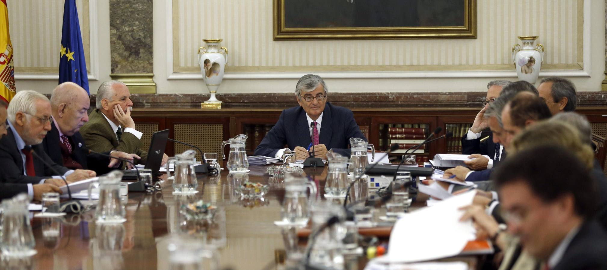 Miércoles, 19 de noviembre: Reunión de la Junta de Fiscales de Sala, que se celebró en la sede de la Fiscalía General del Estado, en la que el fiscal general del Estado, Eduardo Torres-Dulce, explicó su intención de presentar querella por el proceso soberanista alternativo catalán del 9N, después de que la Fiscalía de Cataluña se hubiera opuesto a hacerlo. Fotografía: EFE/Chema Moya