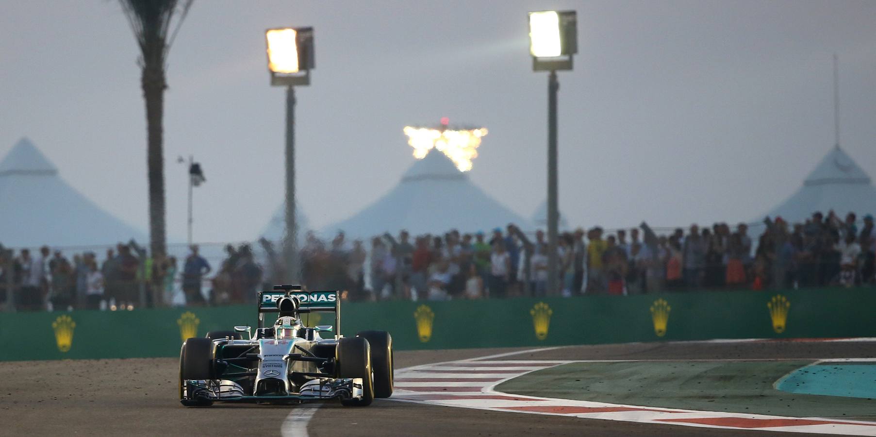 Hamilton, campeón del mundo de Fórmula 1 tras ganar el GP de Abu Dabi