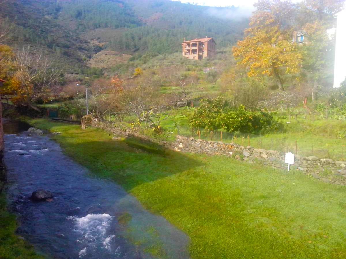 Las lluvias otoñales dan fuerza al Chorrituelo de Ovejuela
