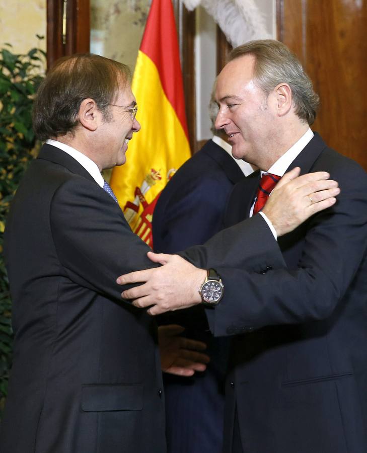 El presidente del Senado, Pío García Escudero, y el presidente de la Generalitat Valenciana, Alberto Fabra.