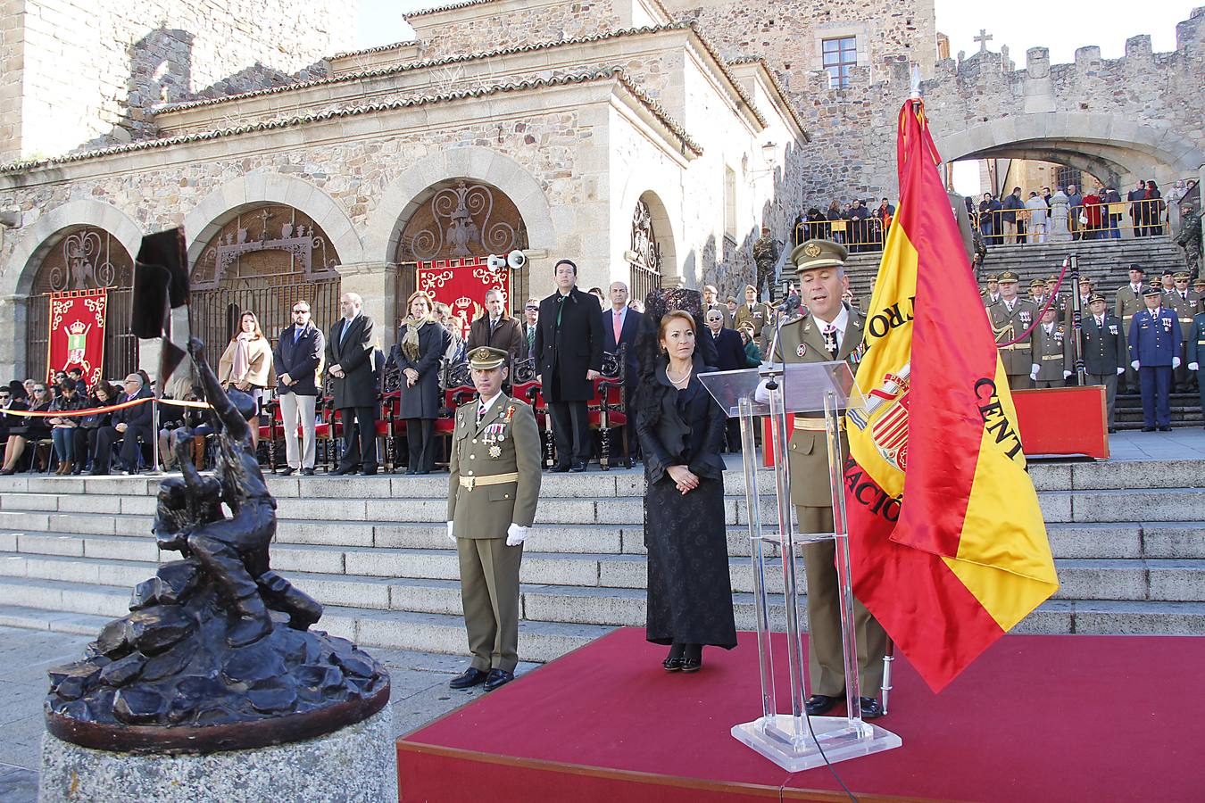 El Cefot celebra sus 50 años con un acto en la Plaza Mayor de Cáceres