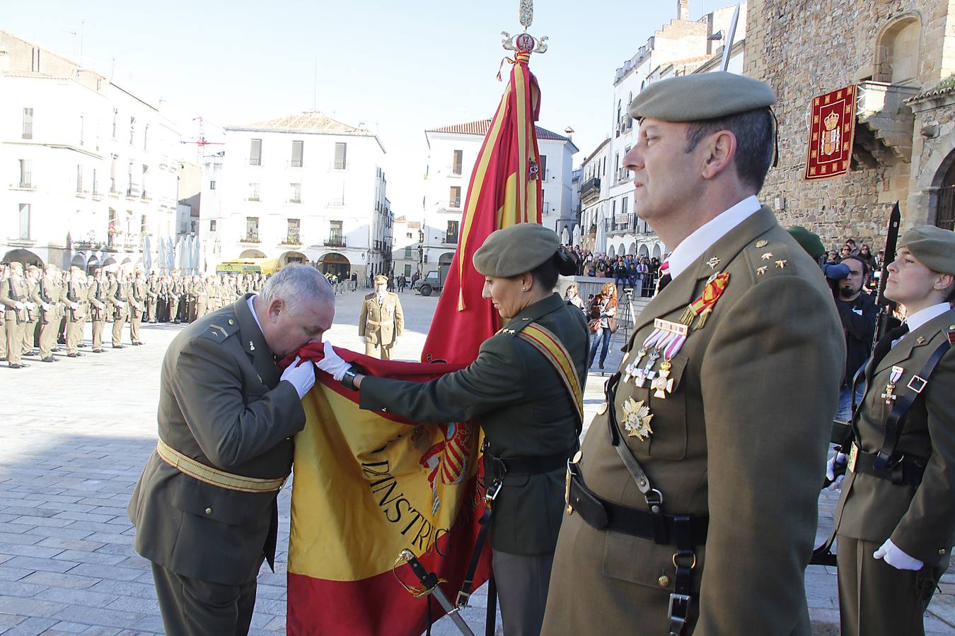 El Cefot celebra sus 50 años con un acto en la Plaza Mayor de Cáceres