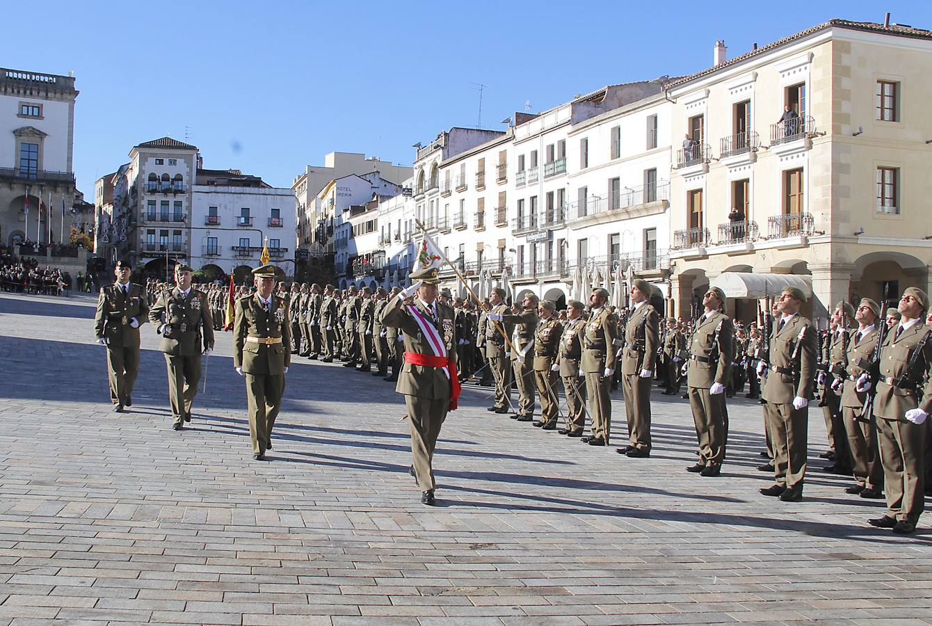 El Cefot celebra sus 50 años con un acto en la Plaza Mayor de Cáceres