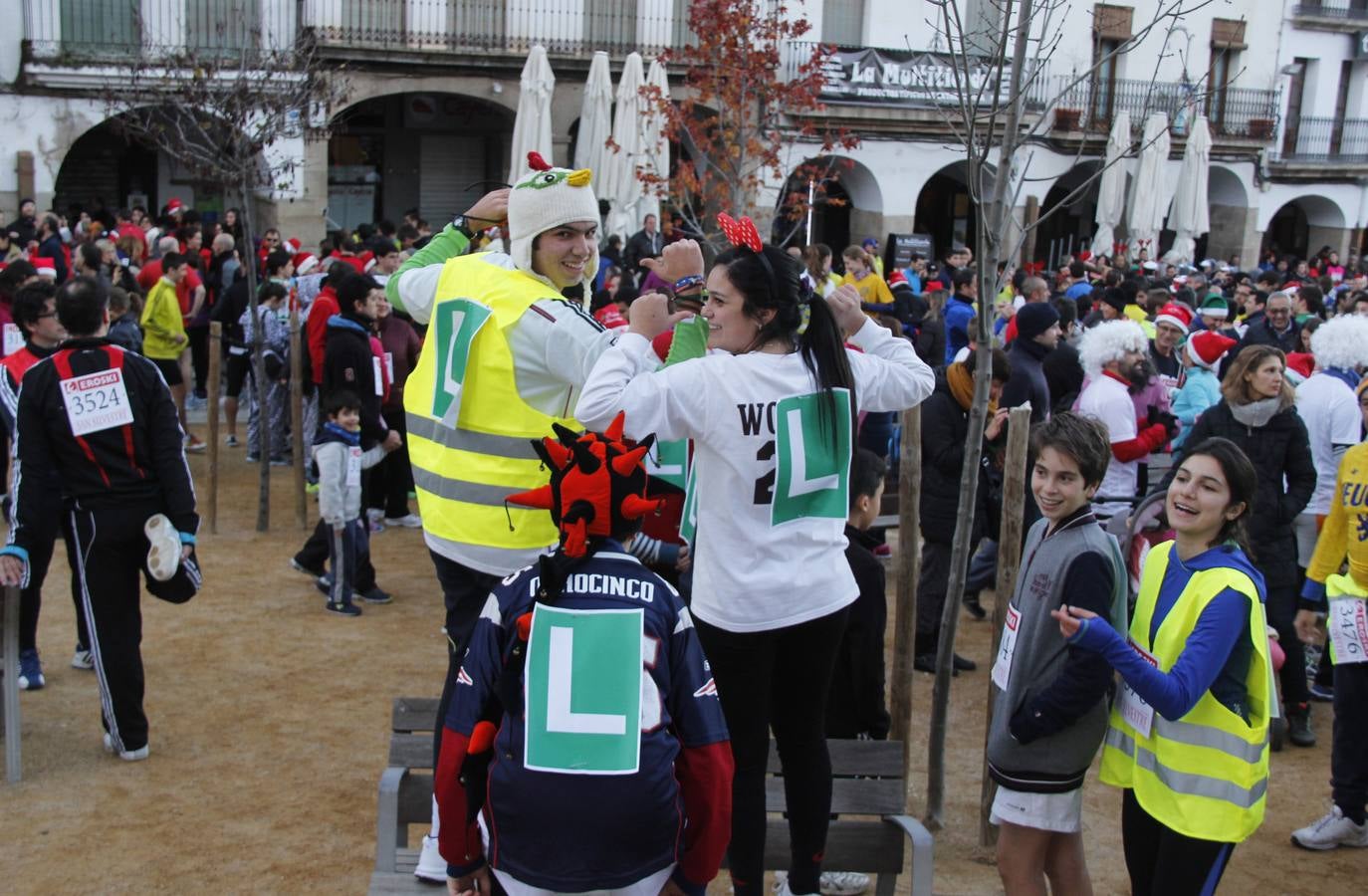 6.000 personas despiden el año corriendo en la San Silvestre cacereña