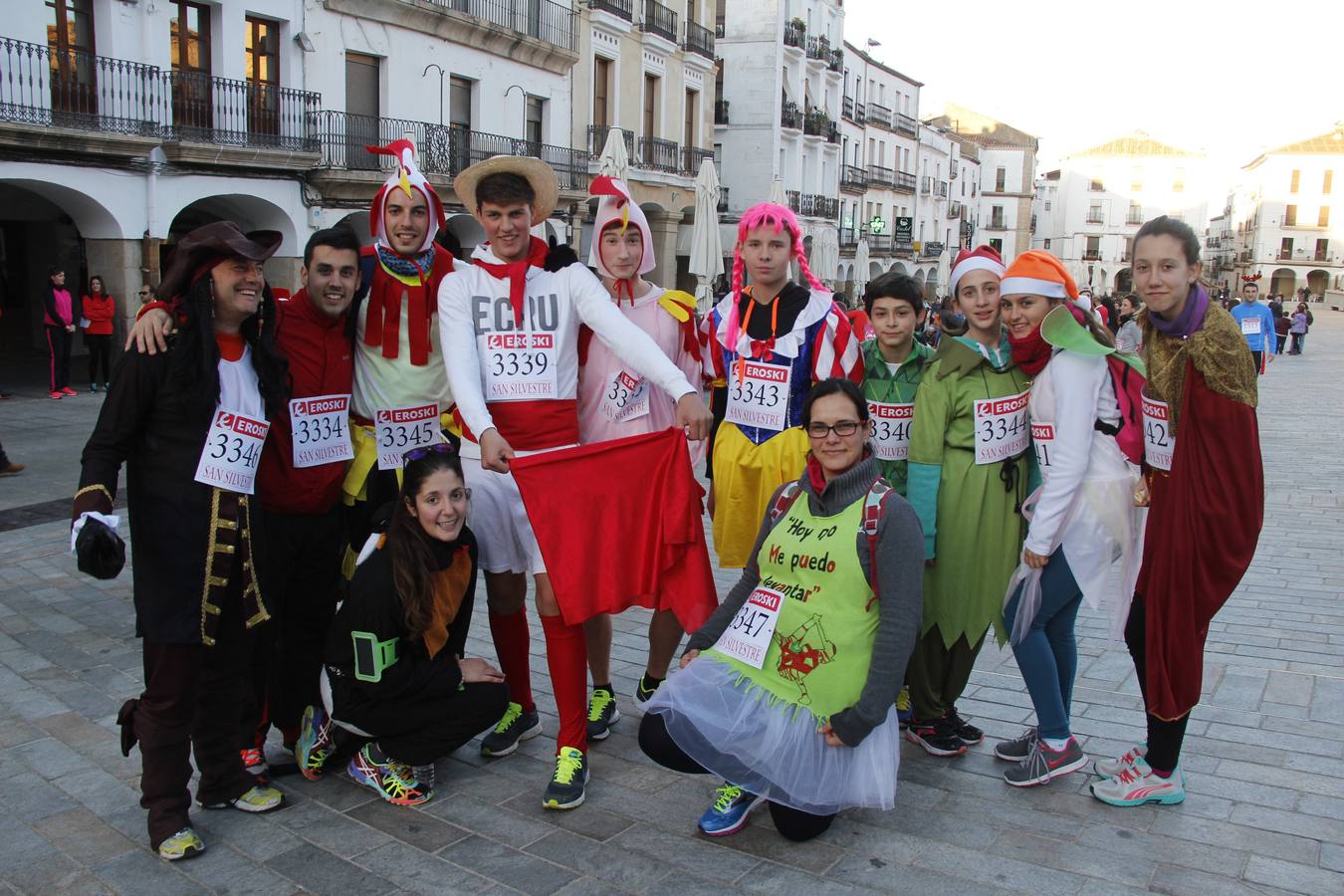 6.000 personas despiden el año corriendo en la San Silvestre cacereña