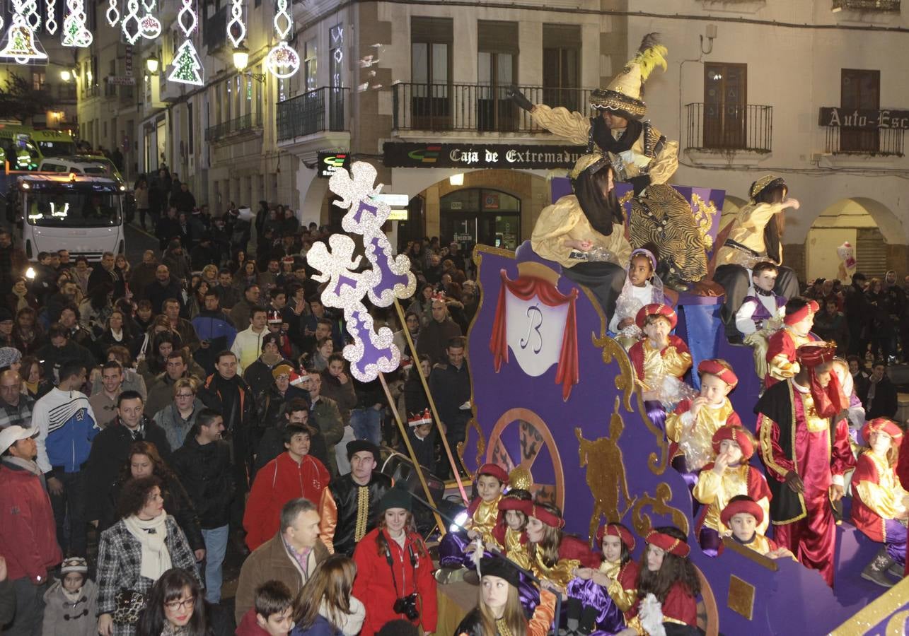 Los Reyes Magos recorren Cáceres y Plasencia