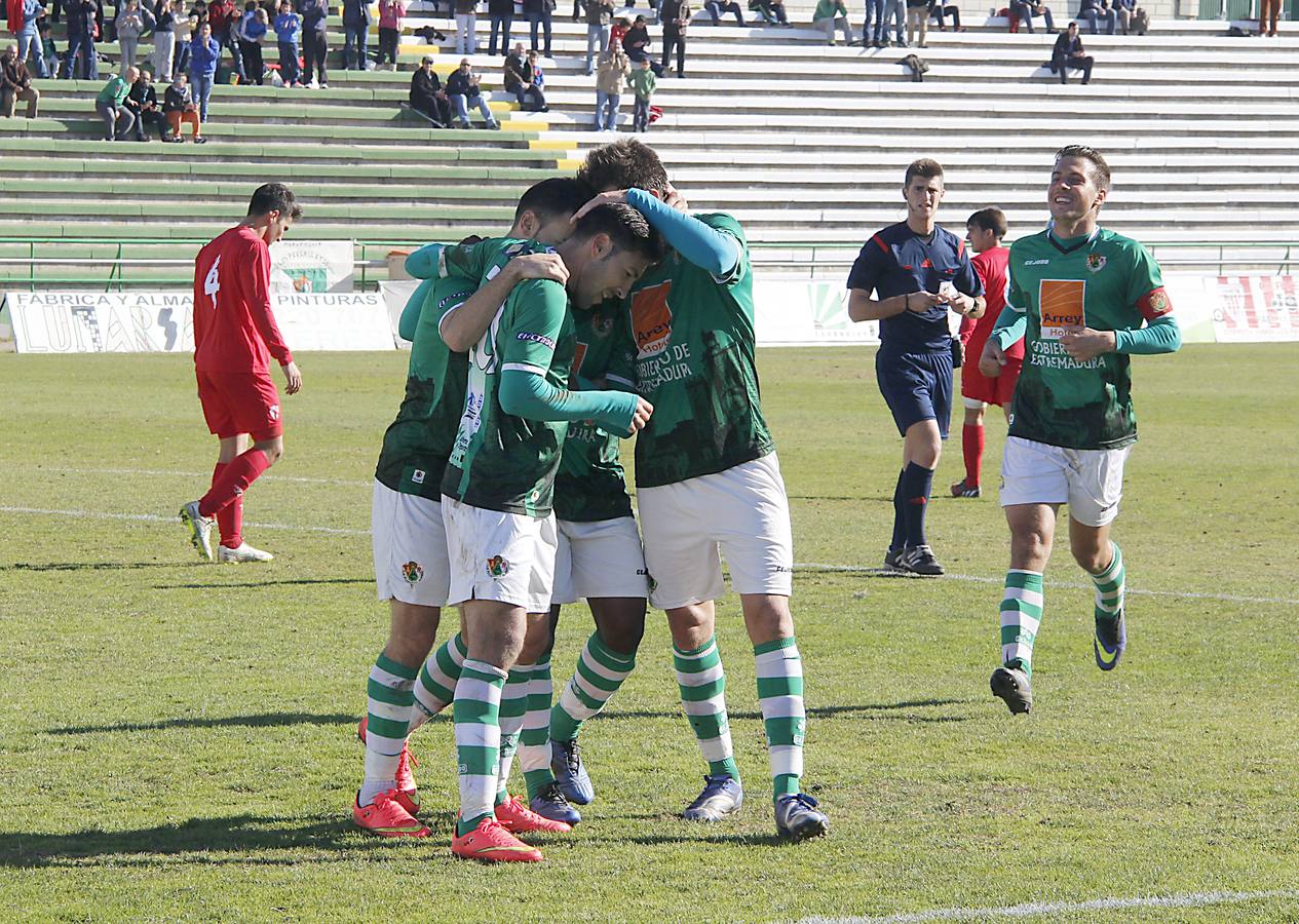 Cacereño (3) - Sevilla Atlético (0)