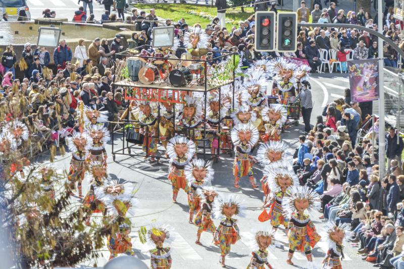 El desfile de comparsas, visto desde arriba