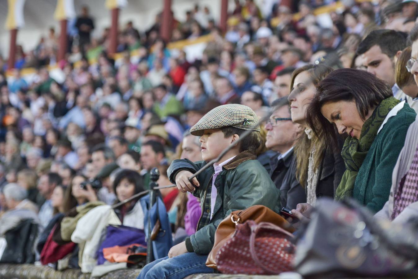 Ambiente en la plaza de toros de Olivenza 2014