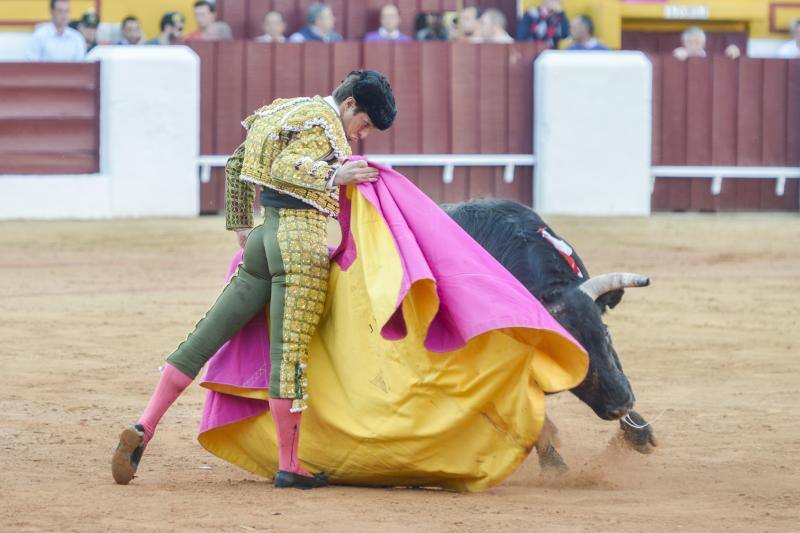Triunfo rotundo de Talavante en Olivenza