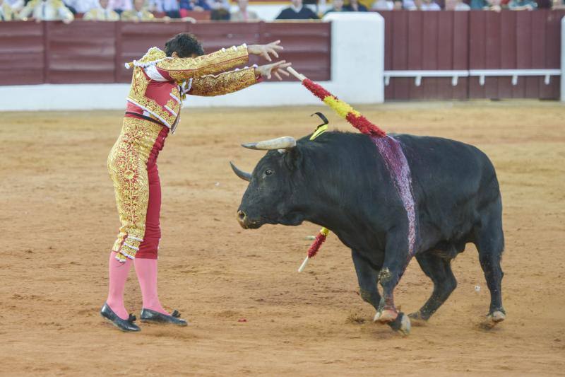 Susto en la reaparición de Francisco Rivera &#039;Paquirri&#039; en Olivenza