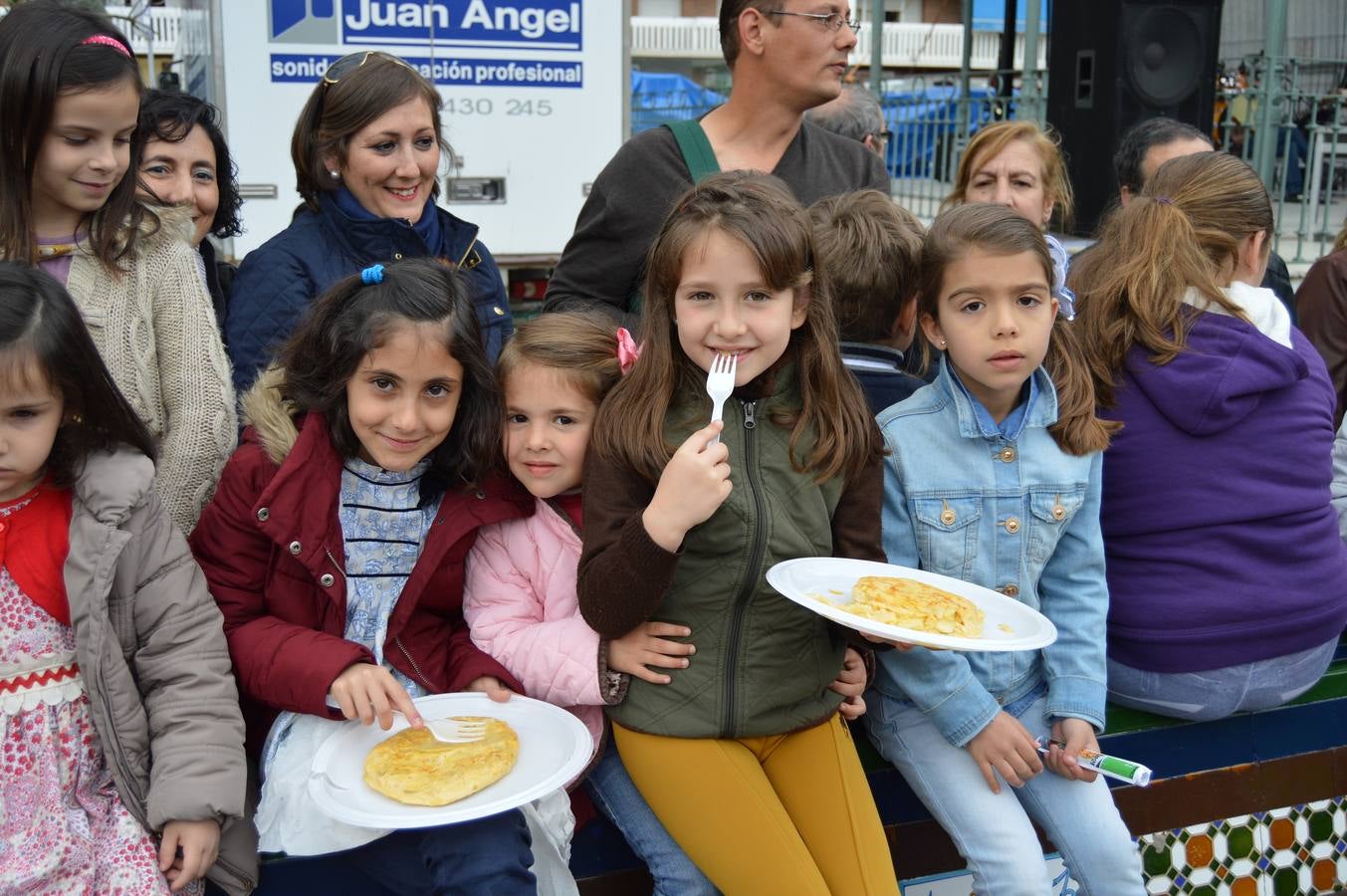 Tortilla de patatas de récord en Villanueva de la Serena