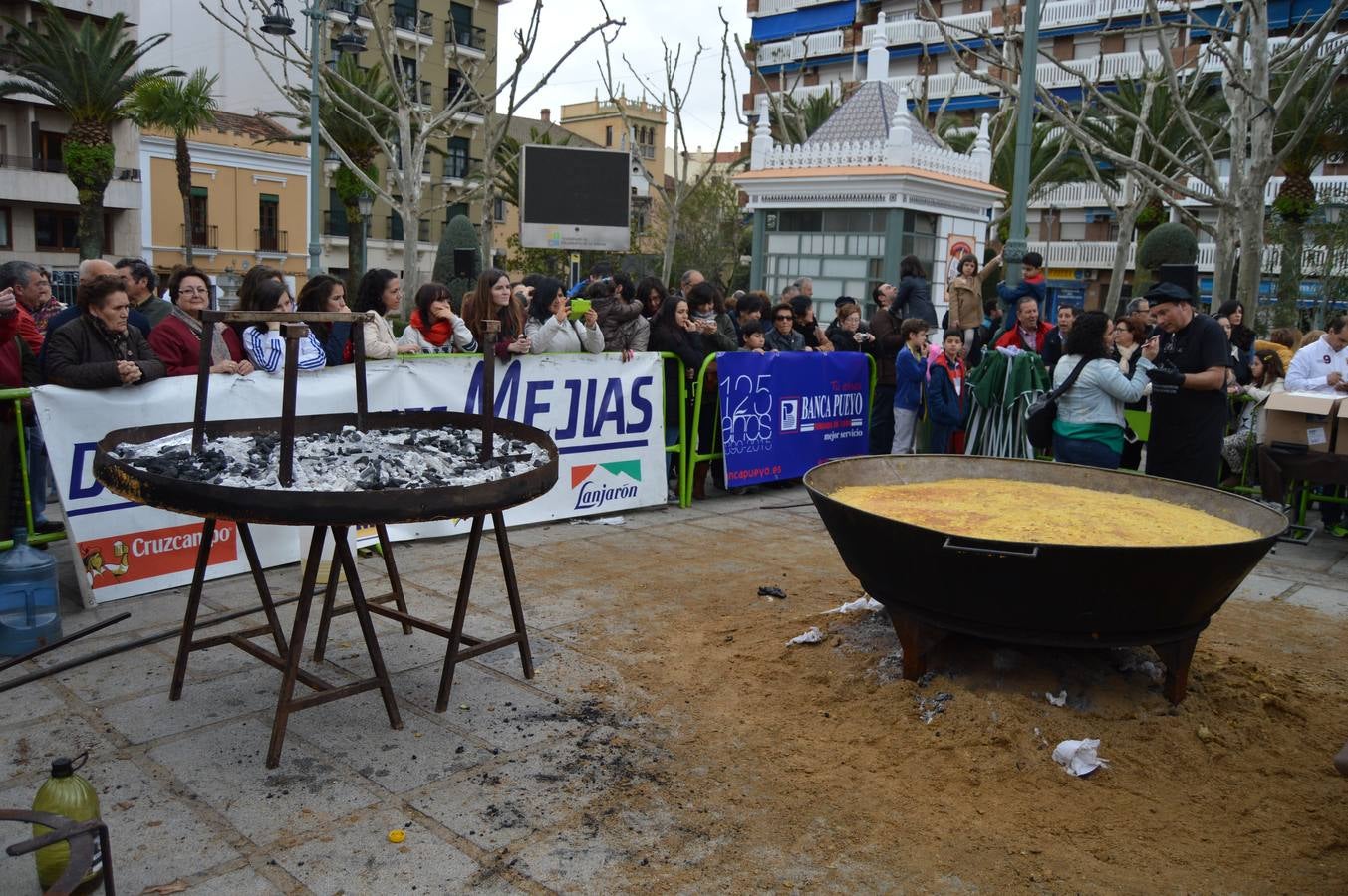 Tortilla de patatas de récord en Villanueva de la Serena