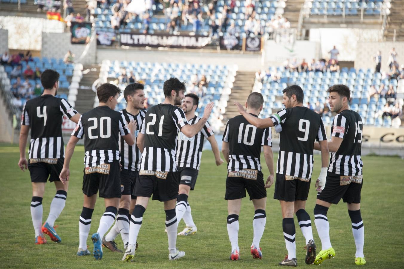 El CD Badajoz se lleva el derbi pacense