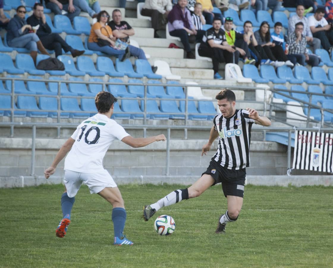 El CD Badajoz se lleva el derbi pacense