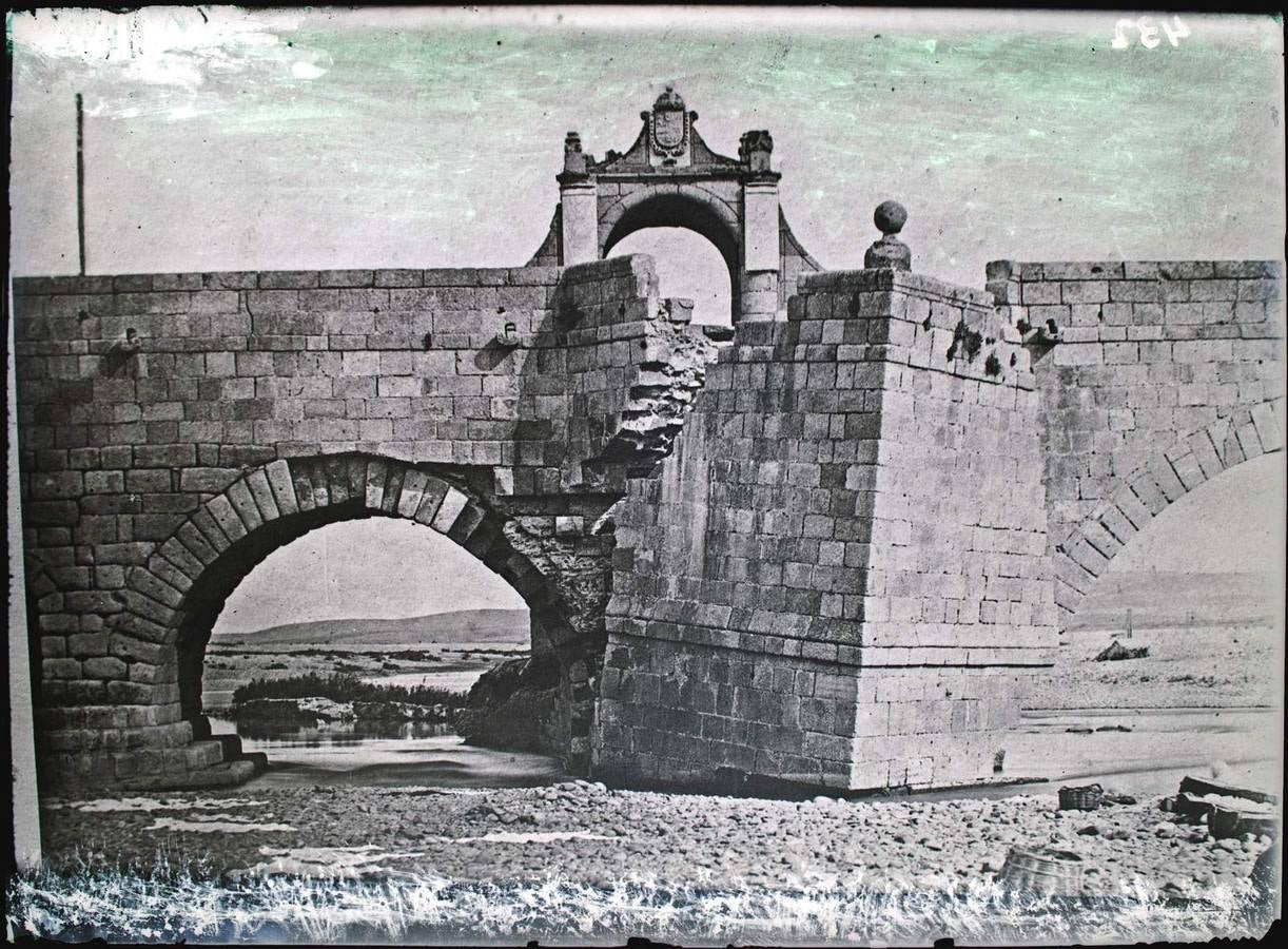 Destrucción del Puente Romano tras la riada de 1876 (Anónimo, Finales del siglo XIX).