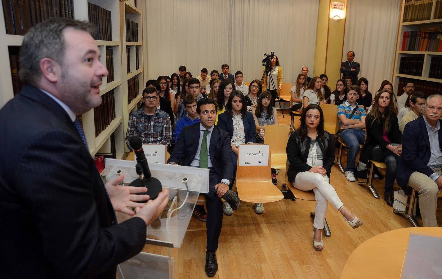 Viernes, 15 de mayo. Entrega de premios de la XII edición del Concurso Escolar de Periodismo en la sede del Diario HOY. Fotografías: Casimiro Moreno.
