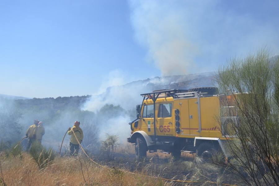 Incendio en la Sierra de San Serván