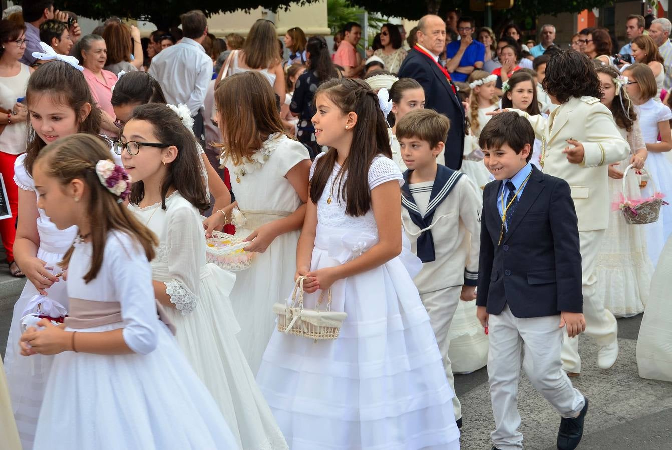 Domingo, 7 de junio. La tradicional procesión del Corpus recorrió las calles del centro de Badajoz. Fotografías: Casimiro Moreno.