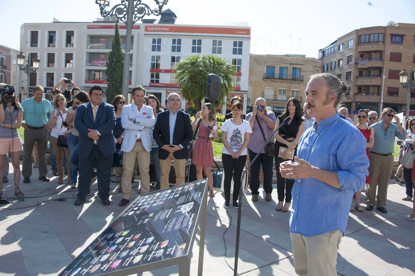 Viernes, 5 de junio. Inauguración de la exposición itinerante Iberian Pork Parade en la plaza de San Atón de Badajoz. Fotografías: Pakopí