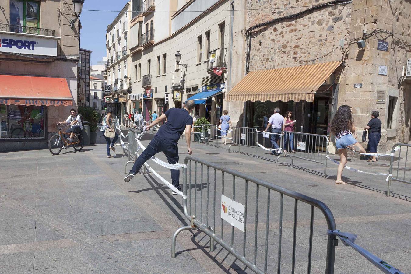 Problemas circulatorios en Cáceres por el campeonato ciclista