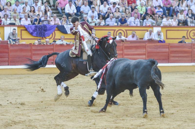 Las mejores imágenes de la corrida de rejones