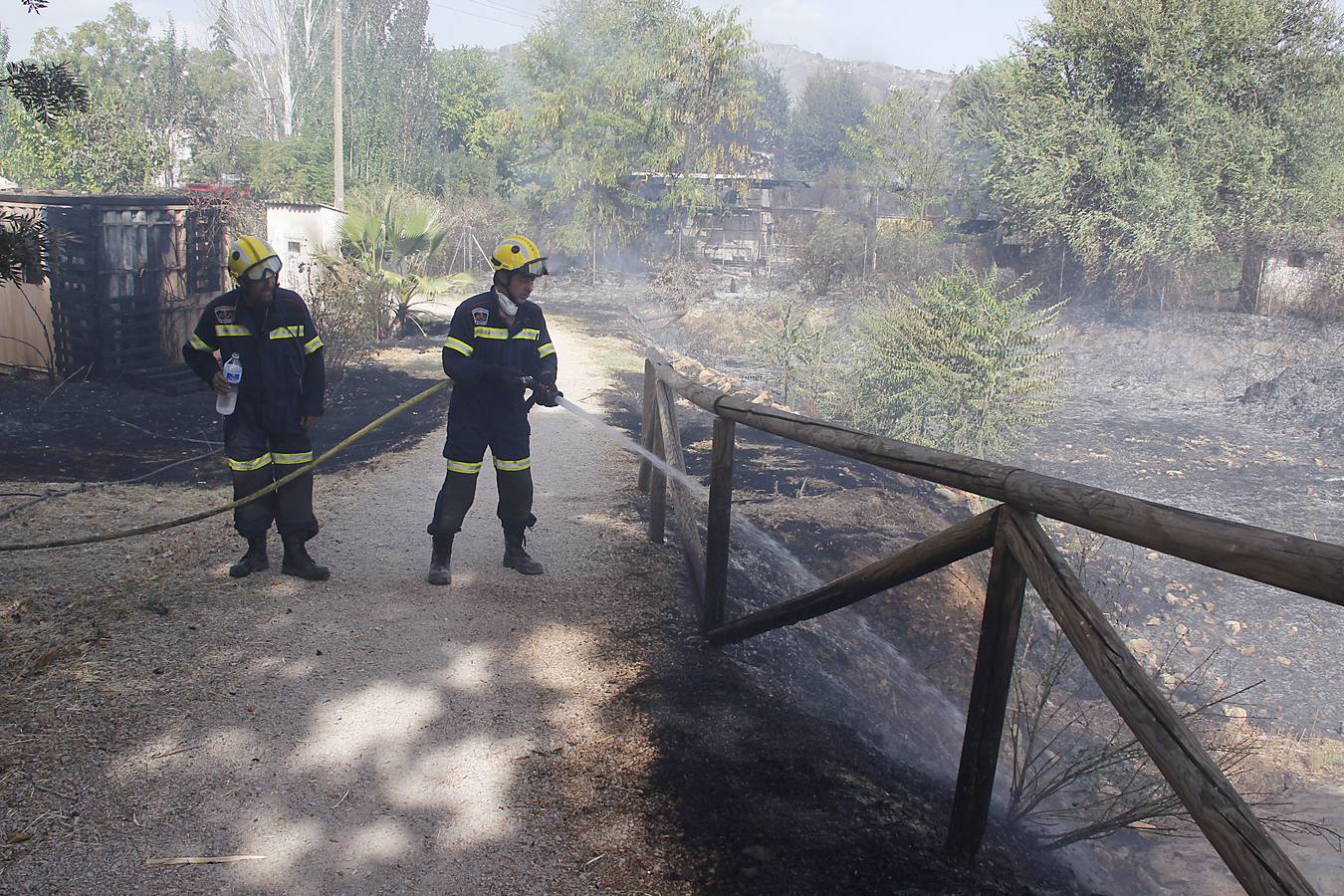 Un incendio arrasa la escuela taller municipal en la Ribera del Marco