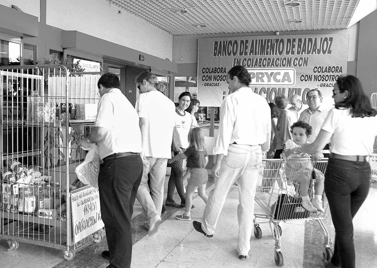 1997: Campaña de 'el Kilo' en el hipermercado Pryca de Badajoz