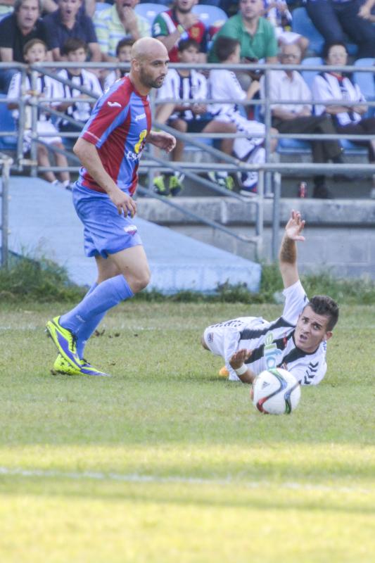 Empate sin goles entre el Badajoz y el Extremadura