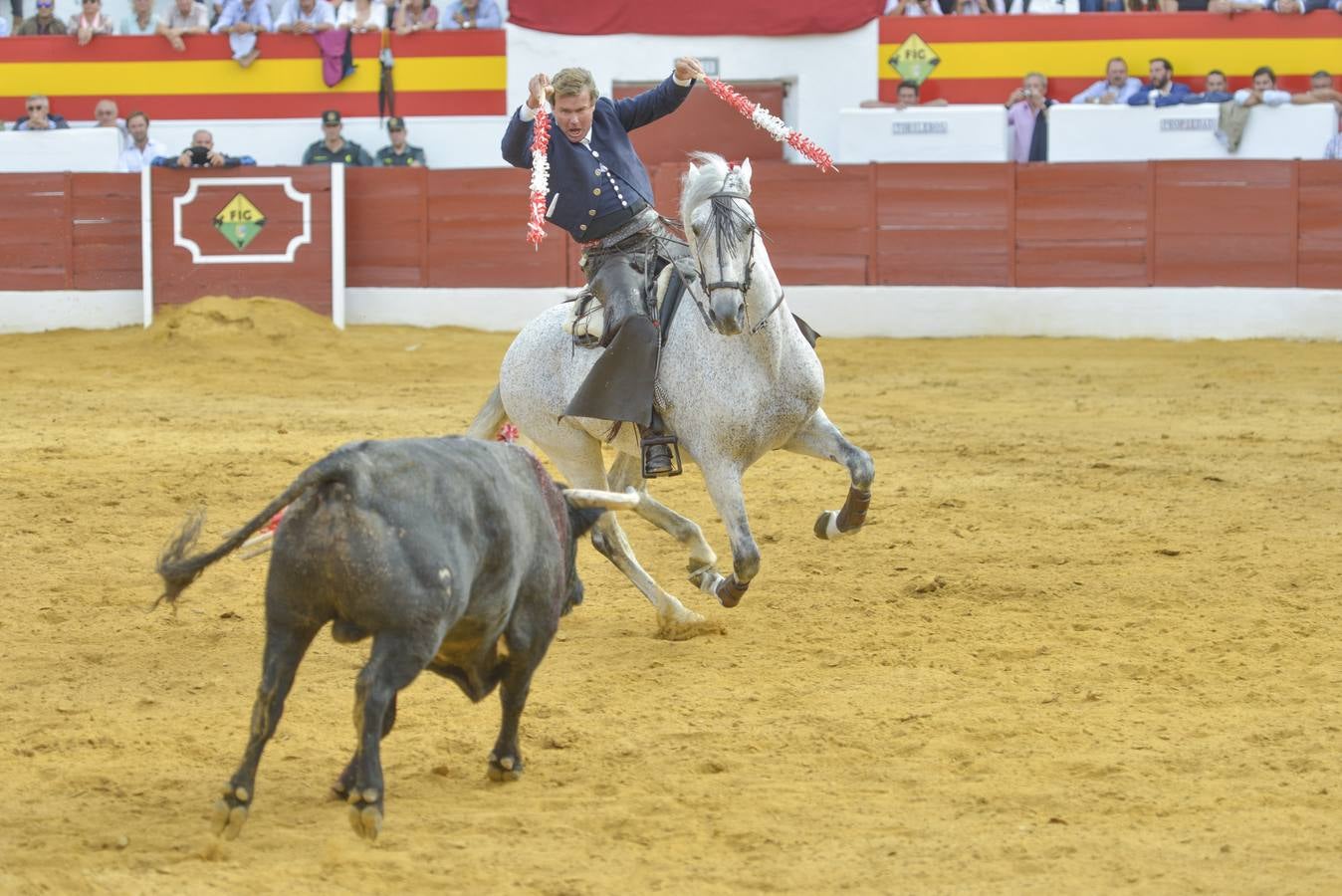 Tarde triunfal de rejones en Zafra