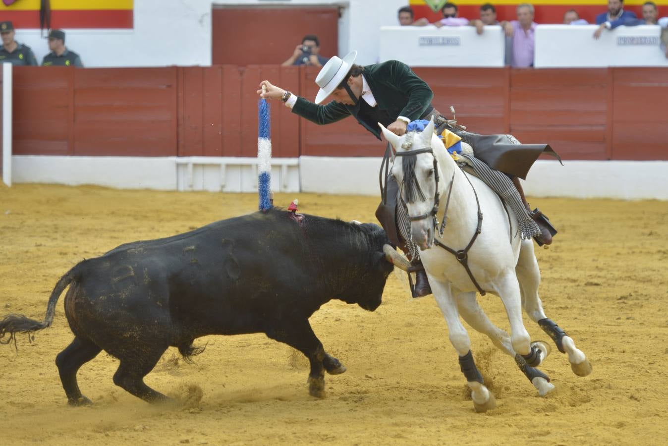 Tarde triunfal de rejones en Zafra