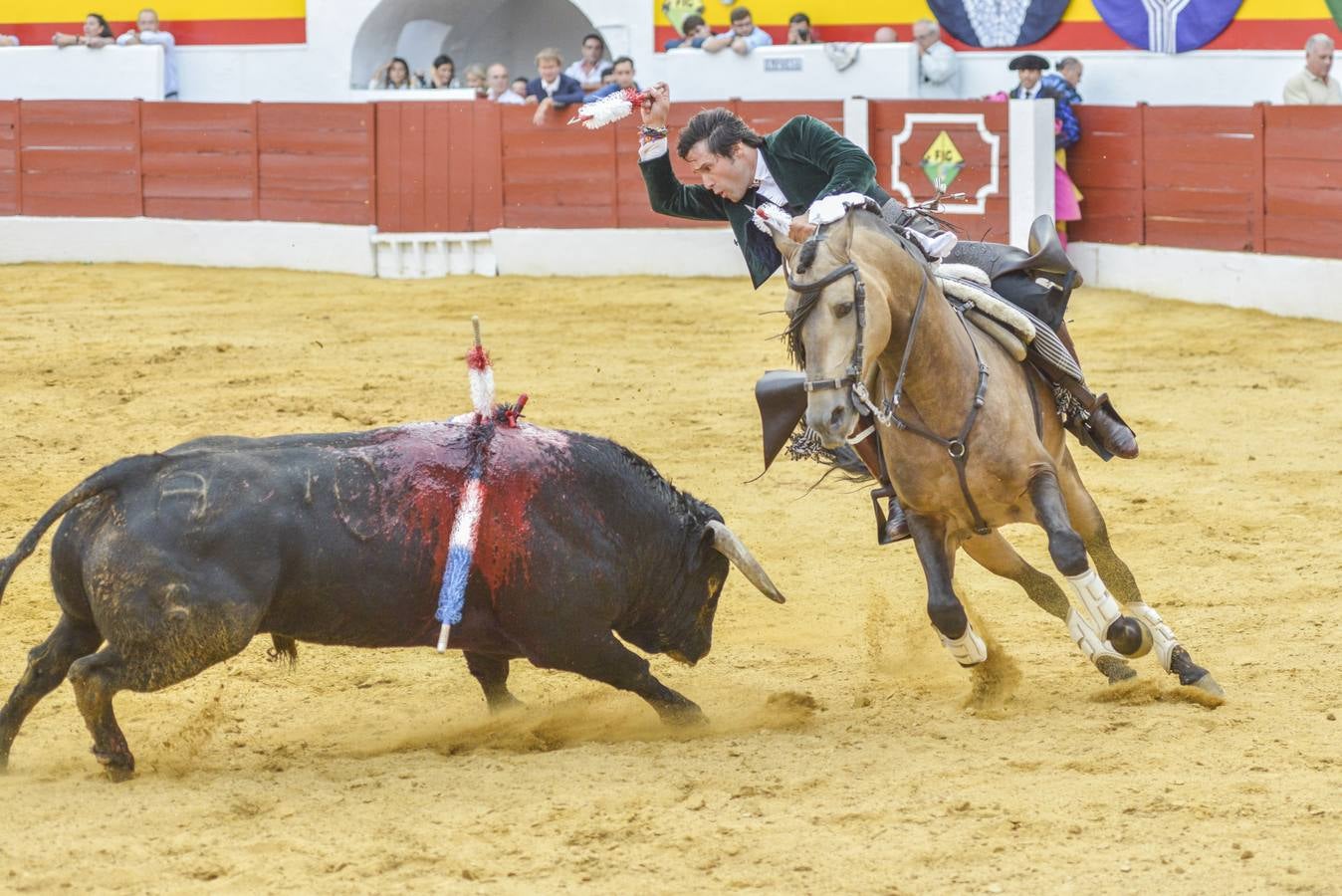 Tarde triunfal de rejones en Zafra