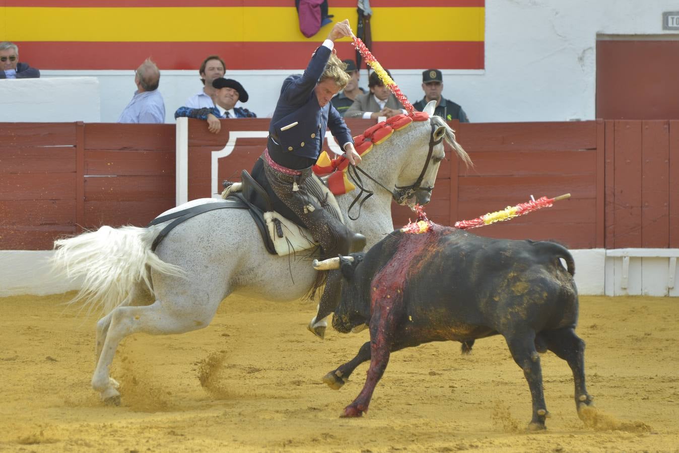 Tarde triunfal de rejones en Zafra