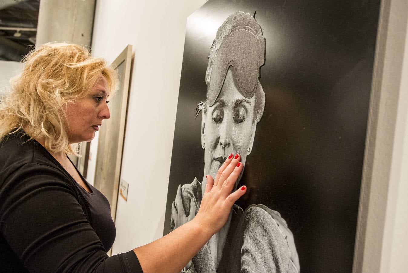 Jueves, 15 de octubre: El MEIAC acoge hasta el 17 de enero la exposición 'El mundo fluye', con el objetivo de divulgar las obras de artistas con alguna discapacidad. Fotografías: José Vicente Arnelas