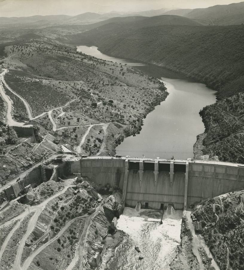 Vista aérea de la presa de Torrejón. Fotografía: Europa Press