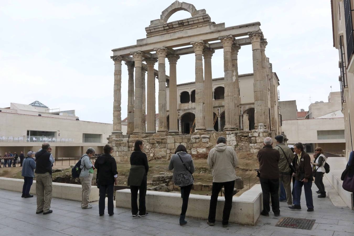 Visita guiada por el Templo de Diana