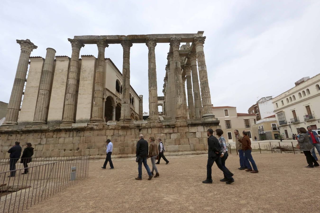 Visita guiada por el Templo de Diana