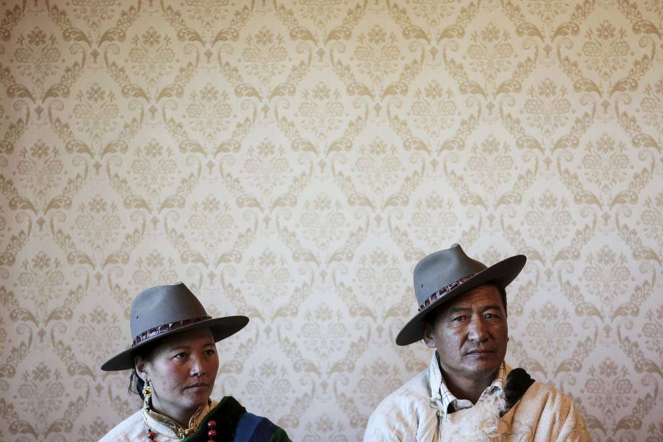 Los tibetanos visitan el lago Namtso