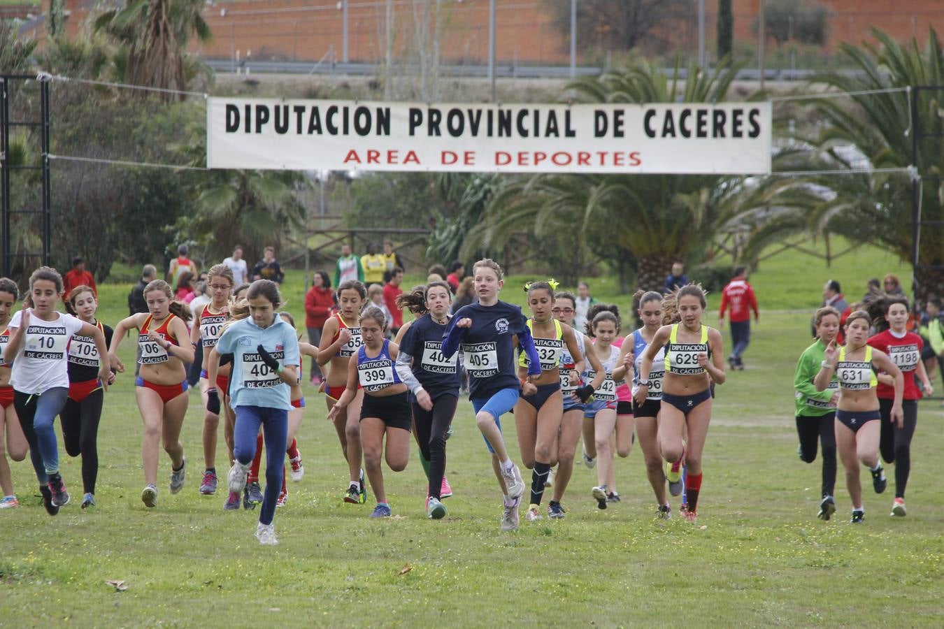 Más de 1.200 atletas, en el Trofeo Diputación de Campo a Través