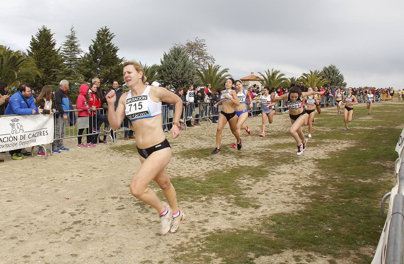 Más de 1.200 atletas, en el Trofeo Diputación de Campo a Través