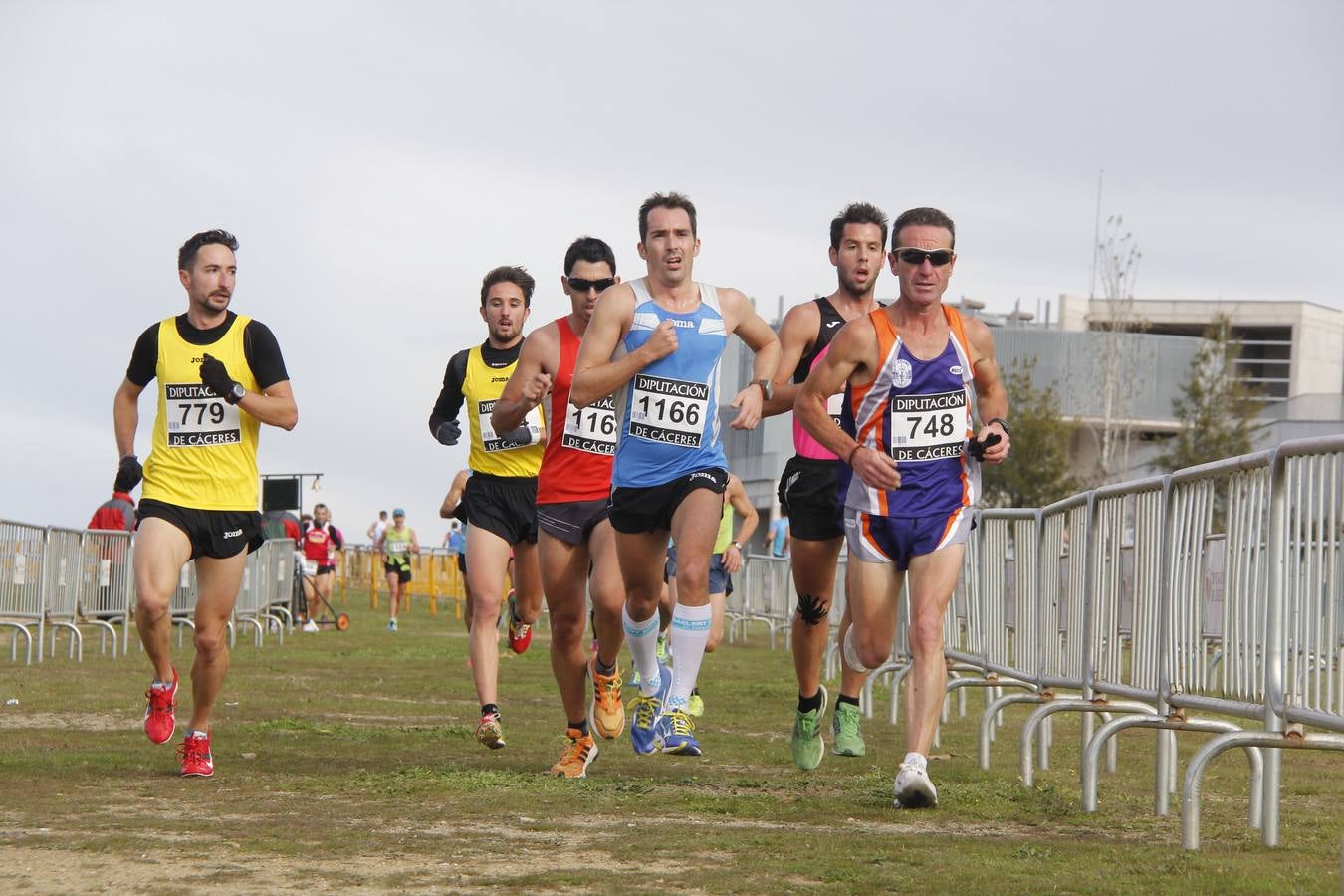 Más de 1.200 atletas, en el Trofeo Diputación de Campo a Través