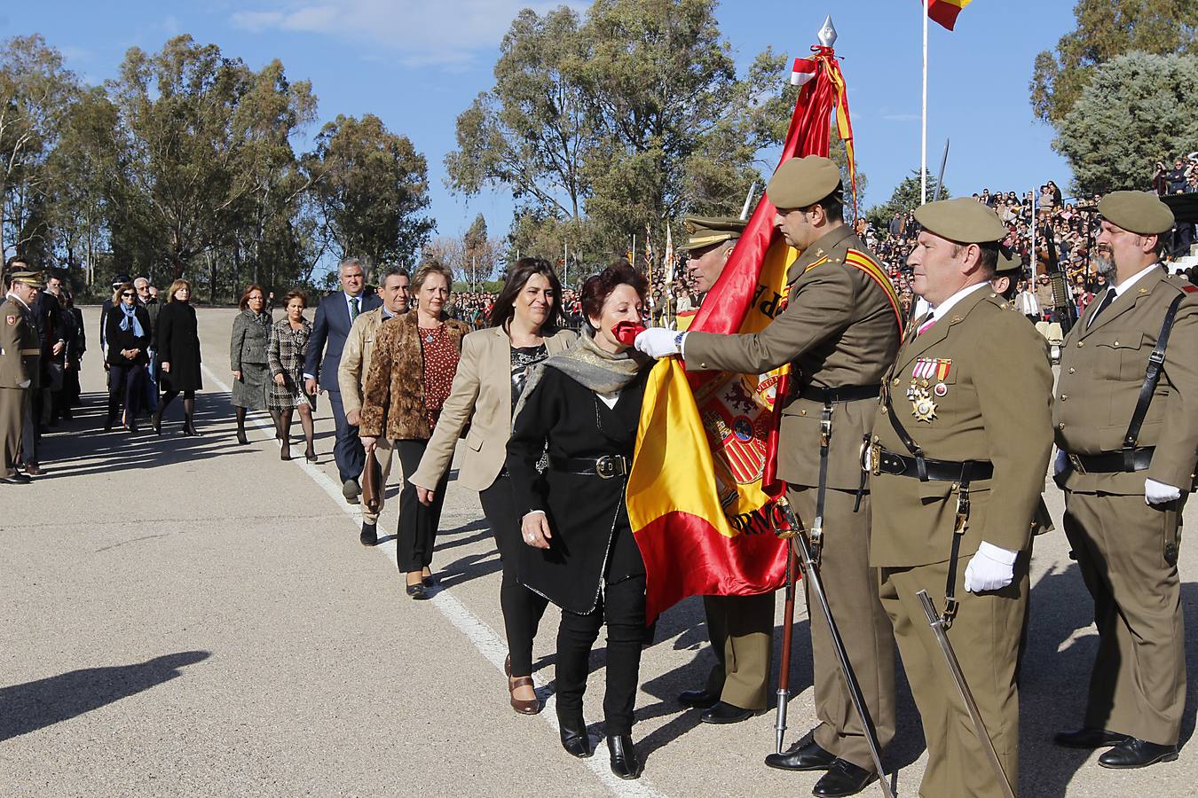 599 jóvenes soldados juran bandera en Cáceres