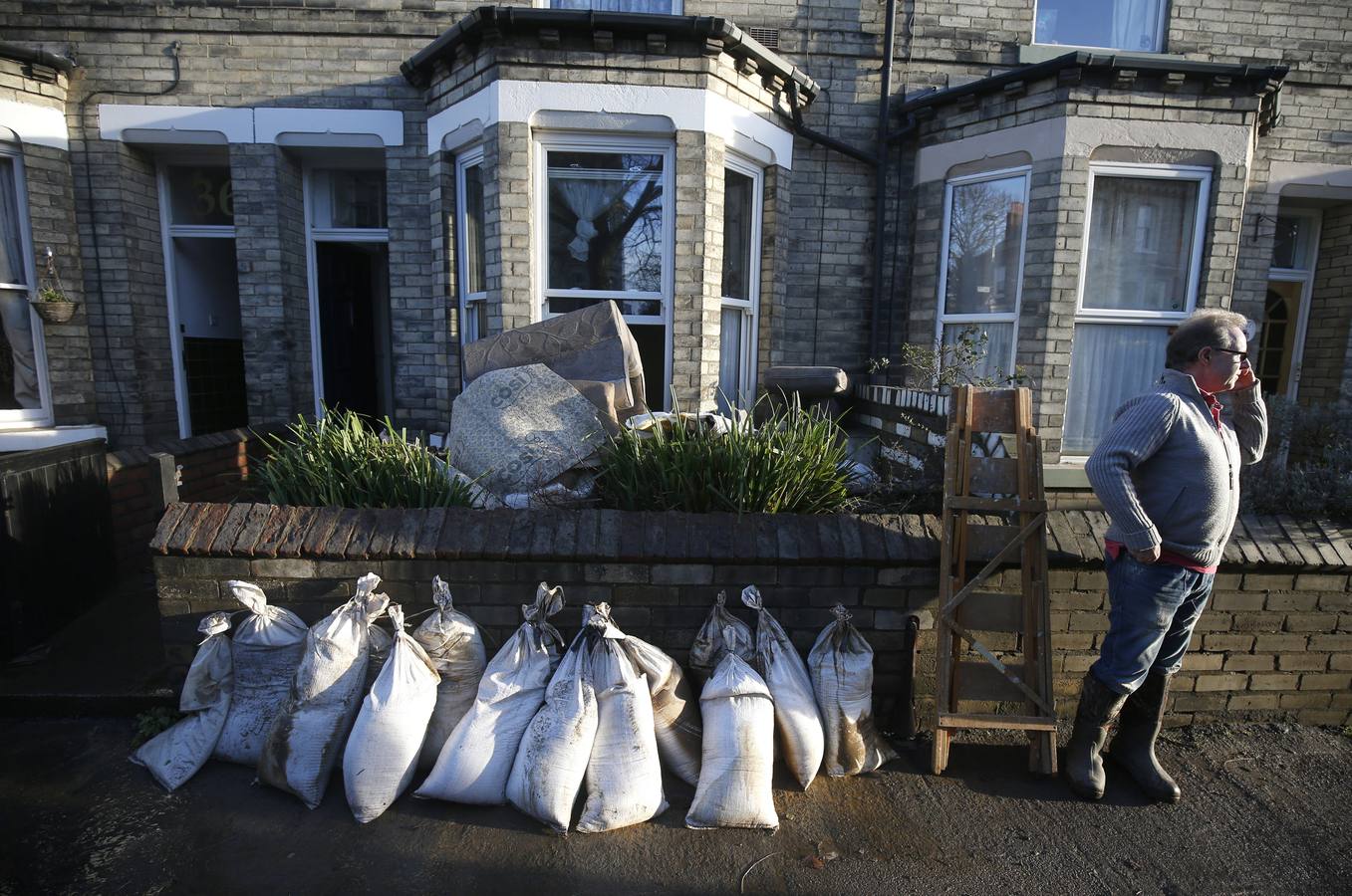 Martes, 29 de diciembre: Inundaciones sin precedentes en el norte de Inglaterra obligaron a evacuar miles de hogares en la ciudad de York Fotografías: Andrew Yates