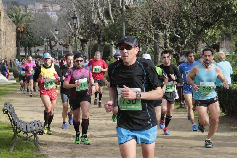 Búscate en la VI media maratón &#039;Ciudad de Plasencia&#039; (1)