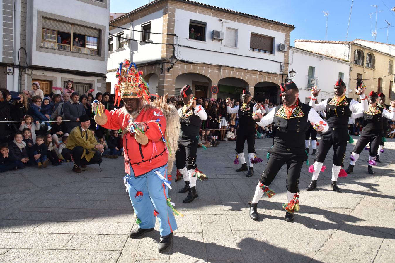 Los Negritos de San Blas llenan de danzas ancetrales Montehermoso